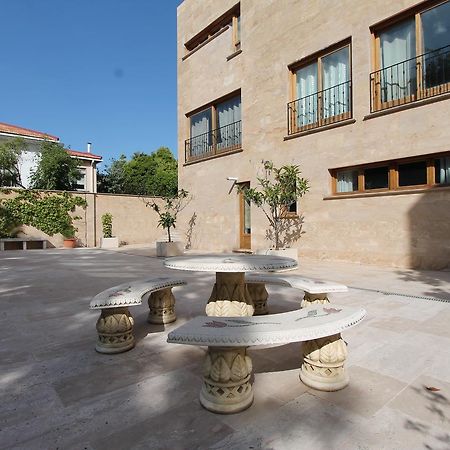 Apartamentos Villablino Arturo Soria Madrid Exterior foto
