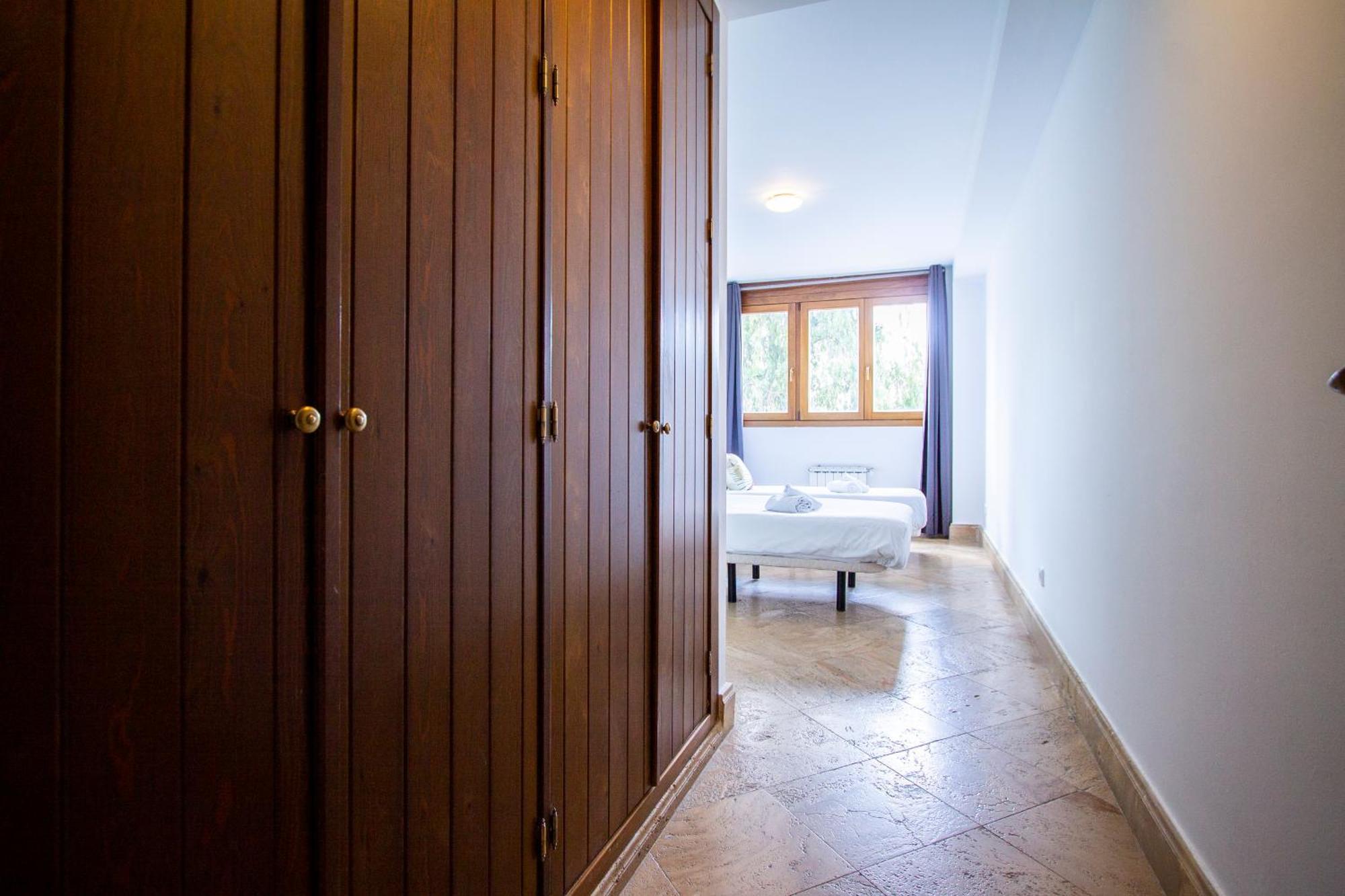 Apartamentos Villablino Arturo Soria Madrid Exterior foto